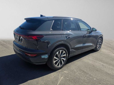 2025 Audi Q6 e-tron Prestige