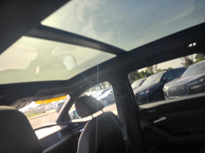 2025 Audi Q6 e-tron Prestige