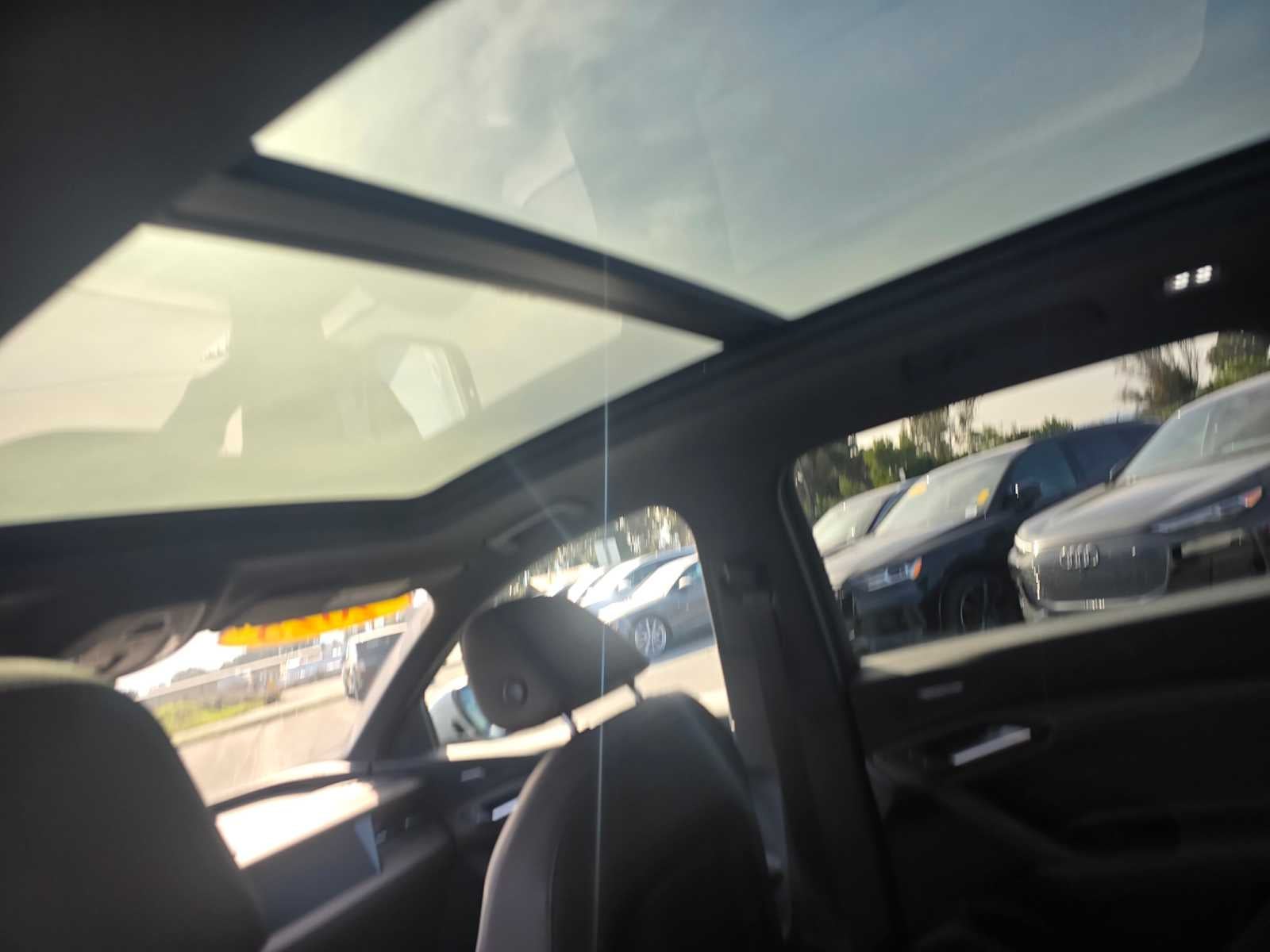 2025 Audi Q6 e-tron Prestige