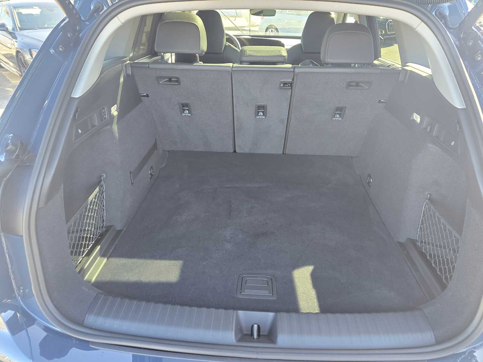 2025 Audi Q6 e-tron Prestige