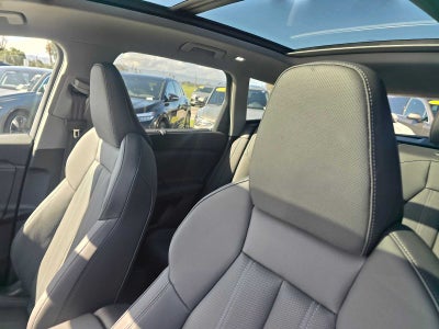 2025 Audi Q6 e-tron Prestige