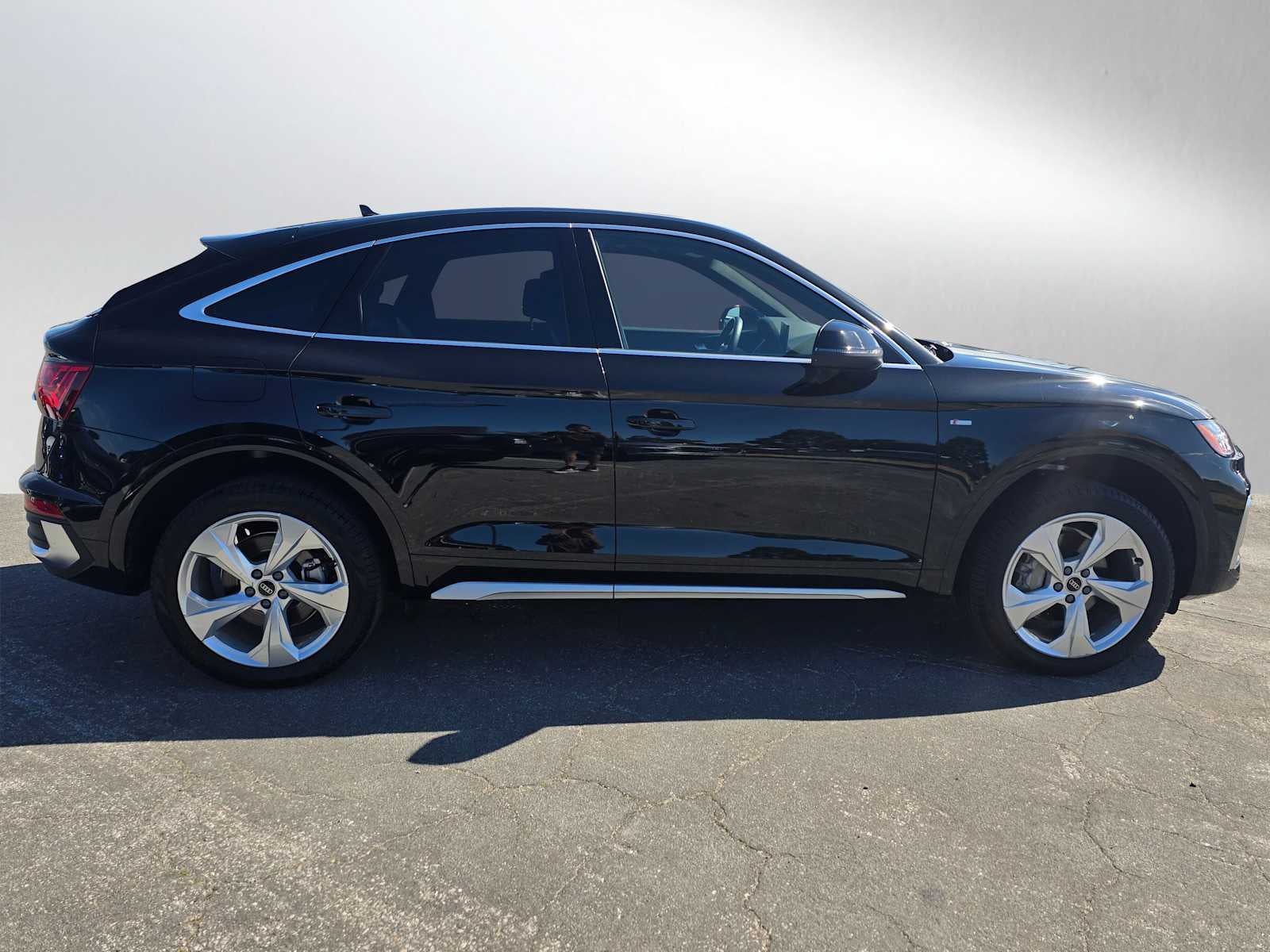2025 Audi Q5 Sportback S line Premium