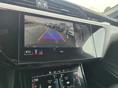 2024 Audi SQ8 e-tron Premium Plus
