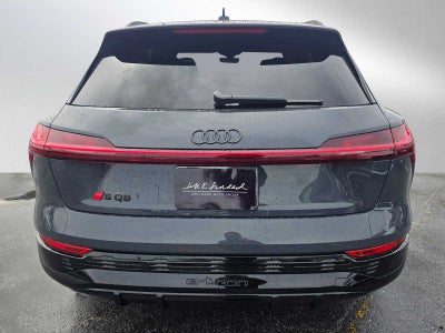 2024 Audi SQ8 e-tron Premium Plus