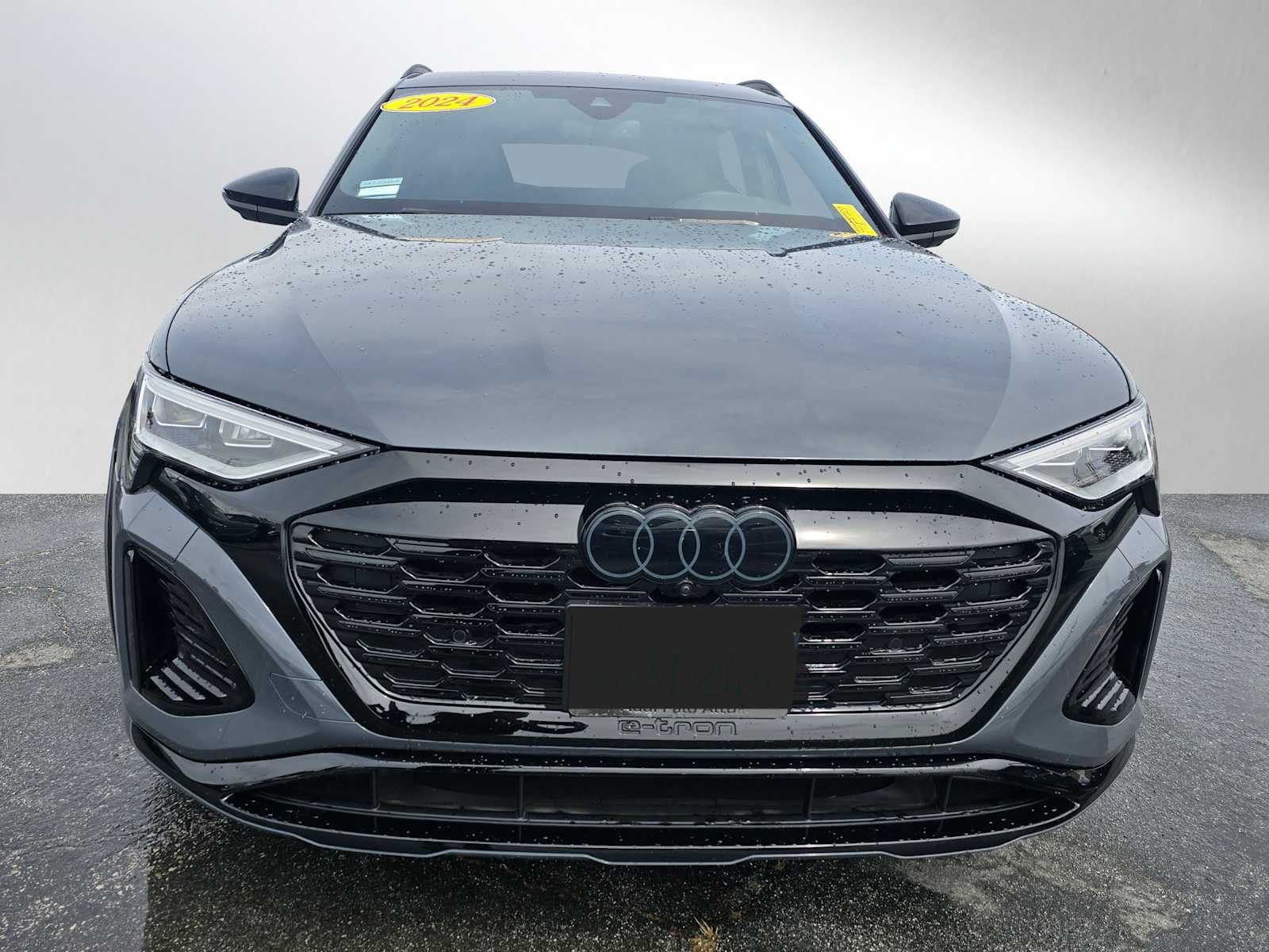2024 Audi SQ8 e-tron Premium Plus
