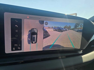 2027 Audi Q6 e-tron Premium Plus