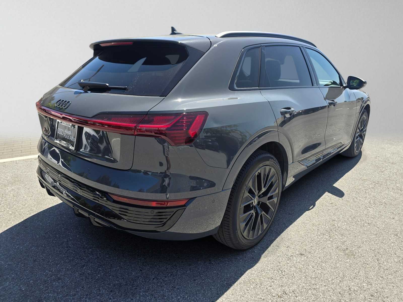 2024 Audi Q8 e-tron Prestige