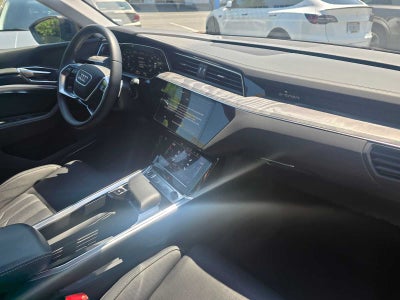 2024 Audi Q8 e-tron Prestige