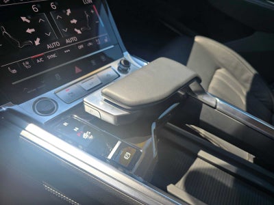 2024 Audi Q8 e-tron Prestige
