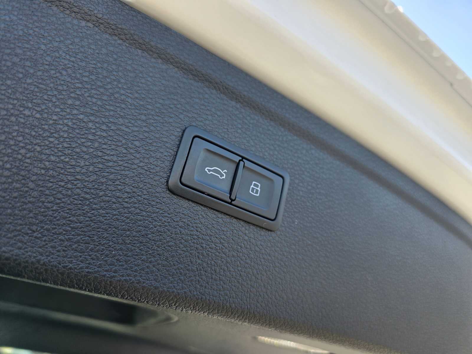 2023 Audi Q5 Premium