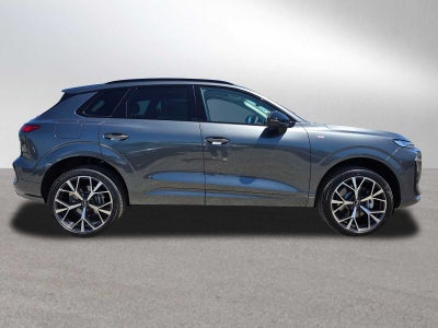 2026 Audi Q3 S line
