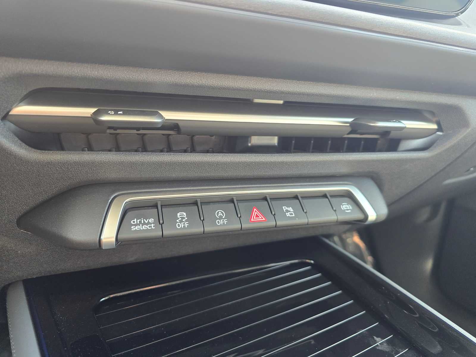 2026 Audi Q3 S line