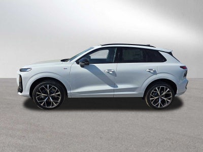 2026 Audi Q3 S line