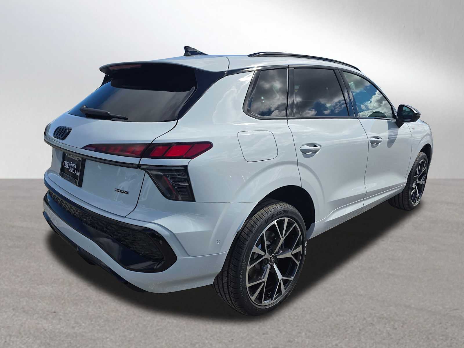2026 Audi Q3 S line