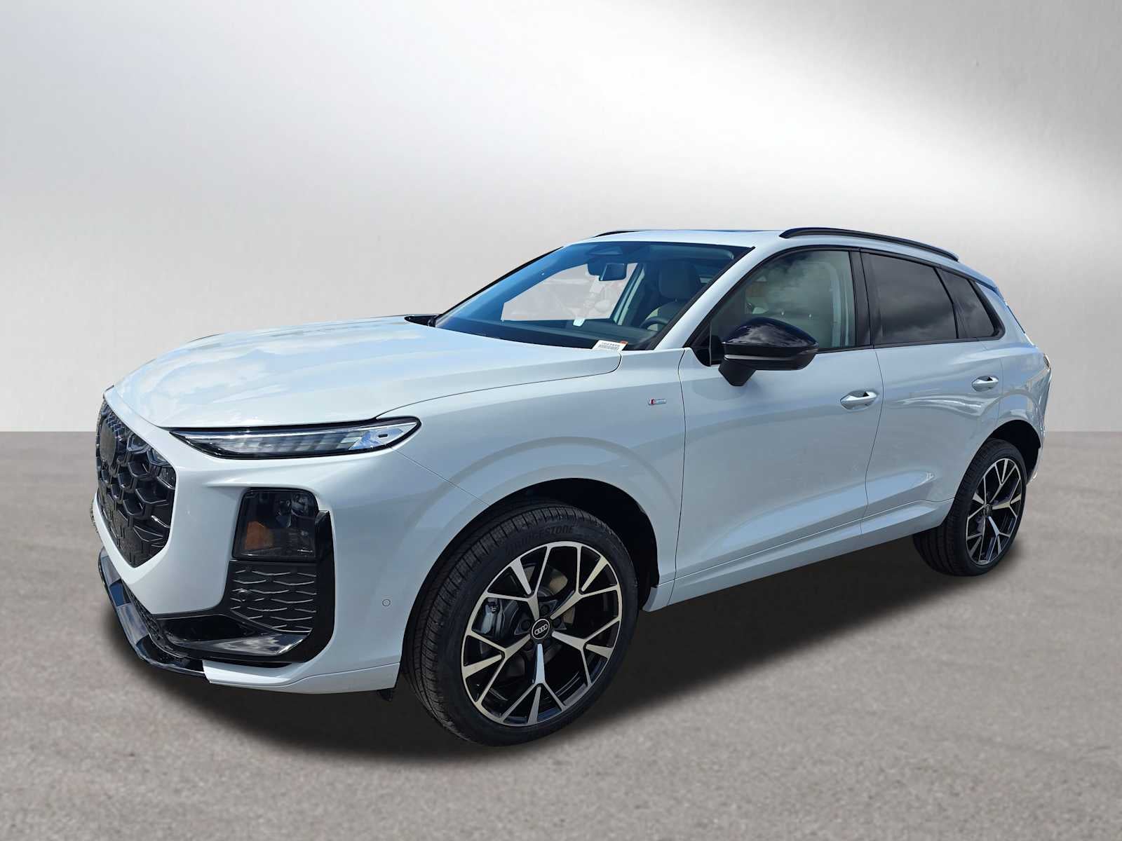 2026 Audi Q3 S line