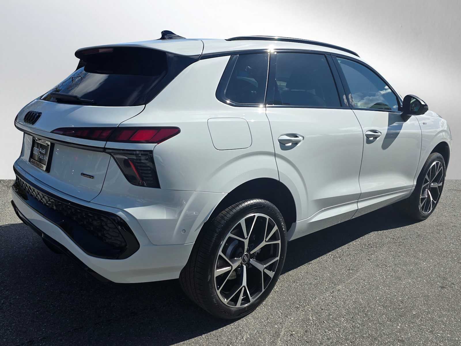 2026 Audi Q3 S line