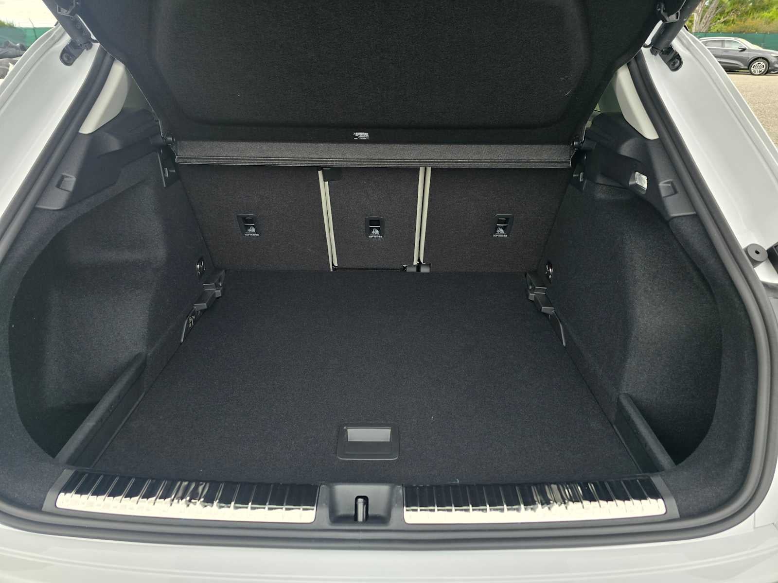 2026 Audi Q3 S line