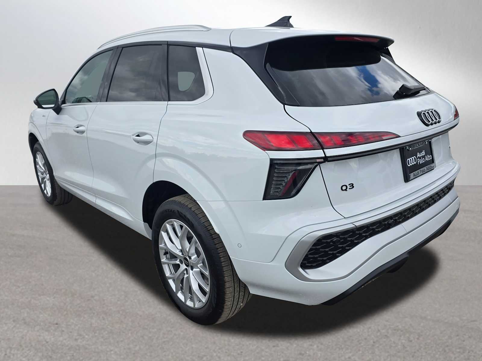 2026 Audi Q3 S line