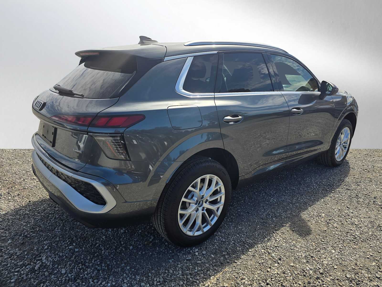 2026 Audi Q3 S line