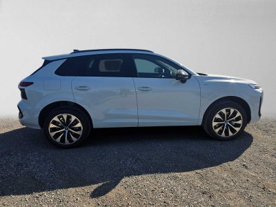 2026 Audi Q3 S line