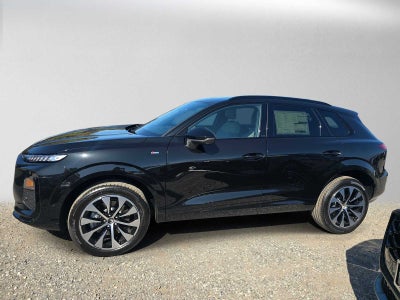 2026 Audi Q3 S line