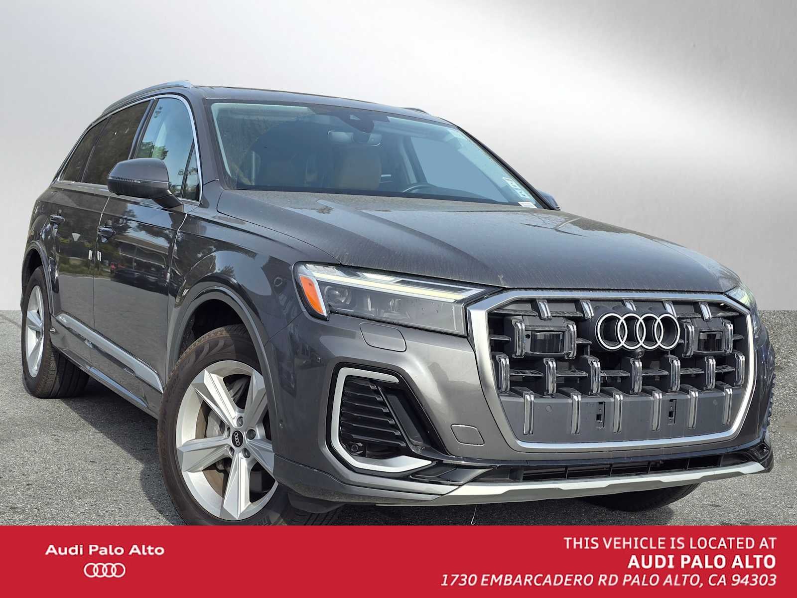 2025 Audi Q7 Premium