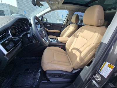2025 Audi Q7 Premium