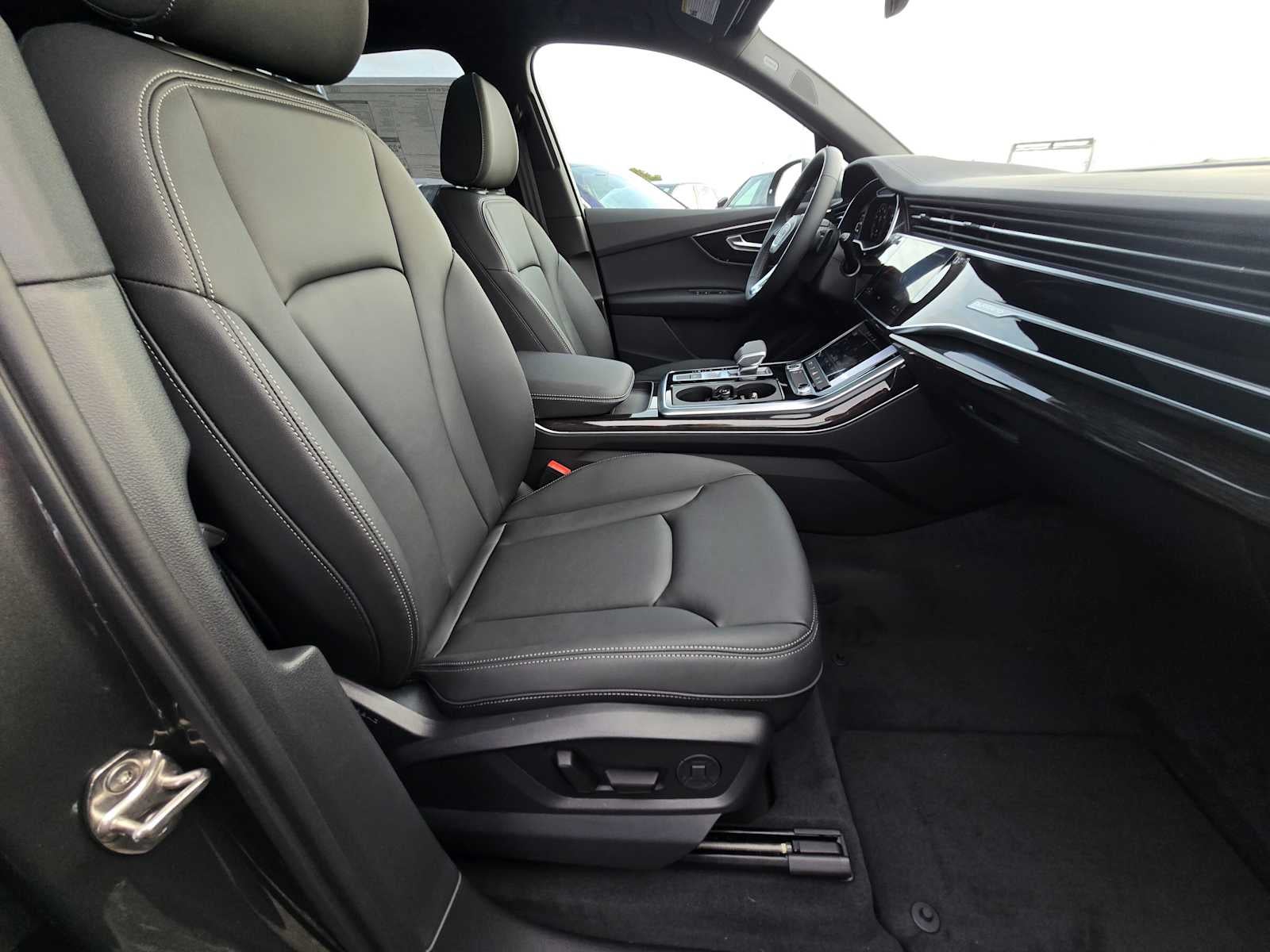 2026 Audi Q7 Premium