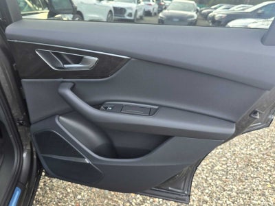 2026 Audi Q7 Premium