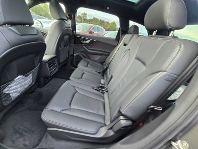 2026 Audi Q7 Premium