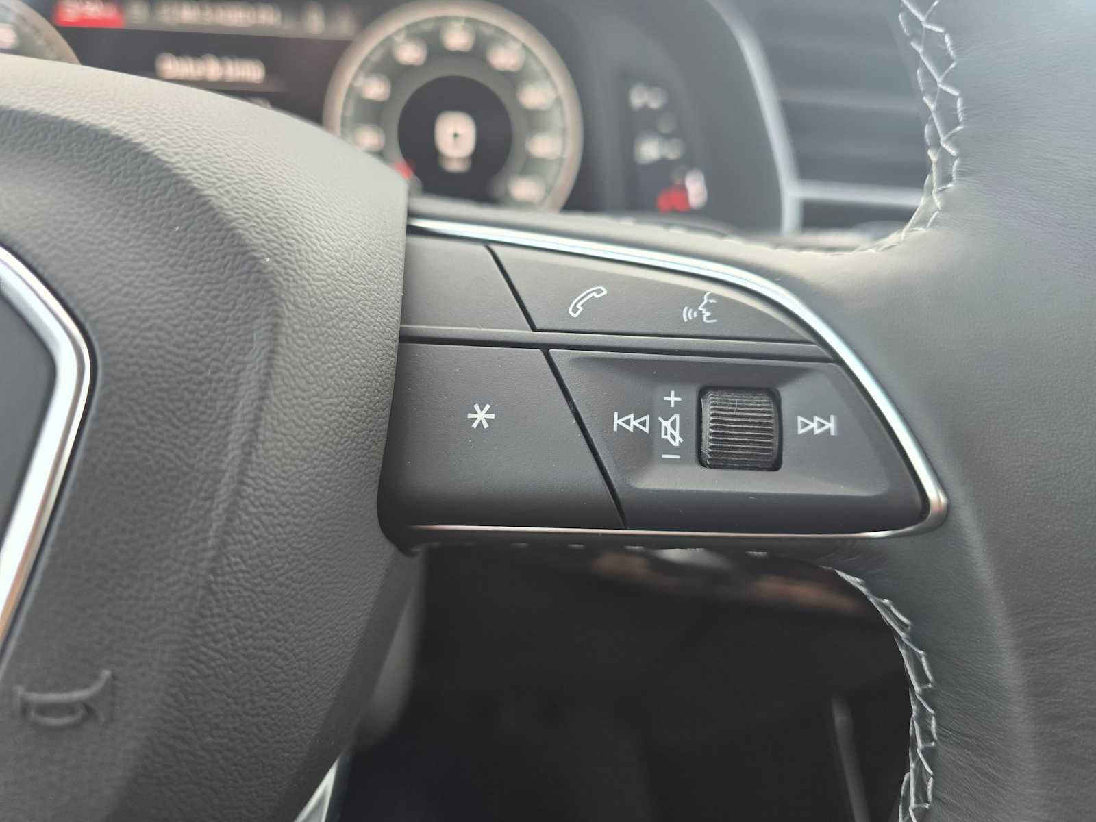 2026 Audi Q7 Premium