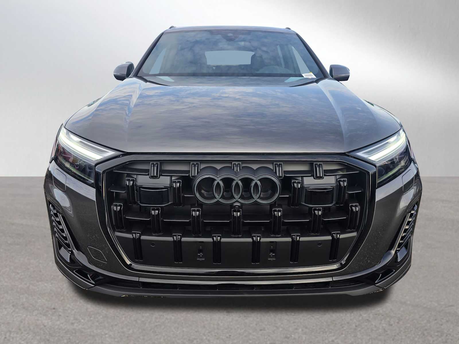 2026 Audi Q7 Premium