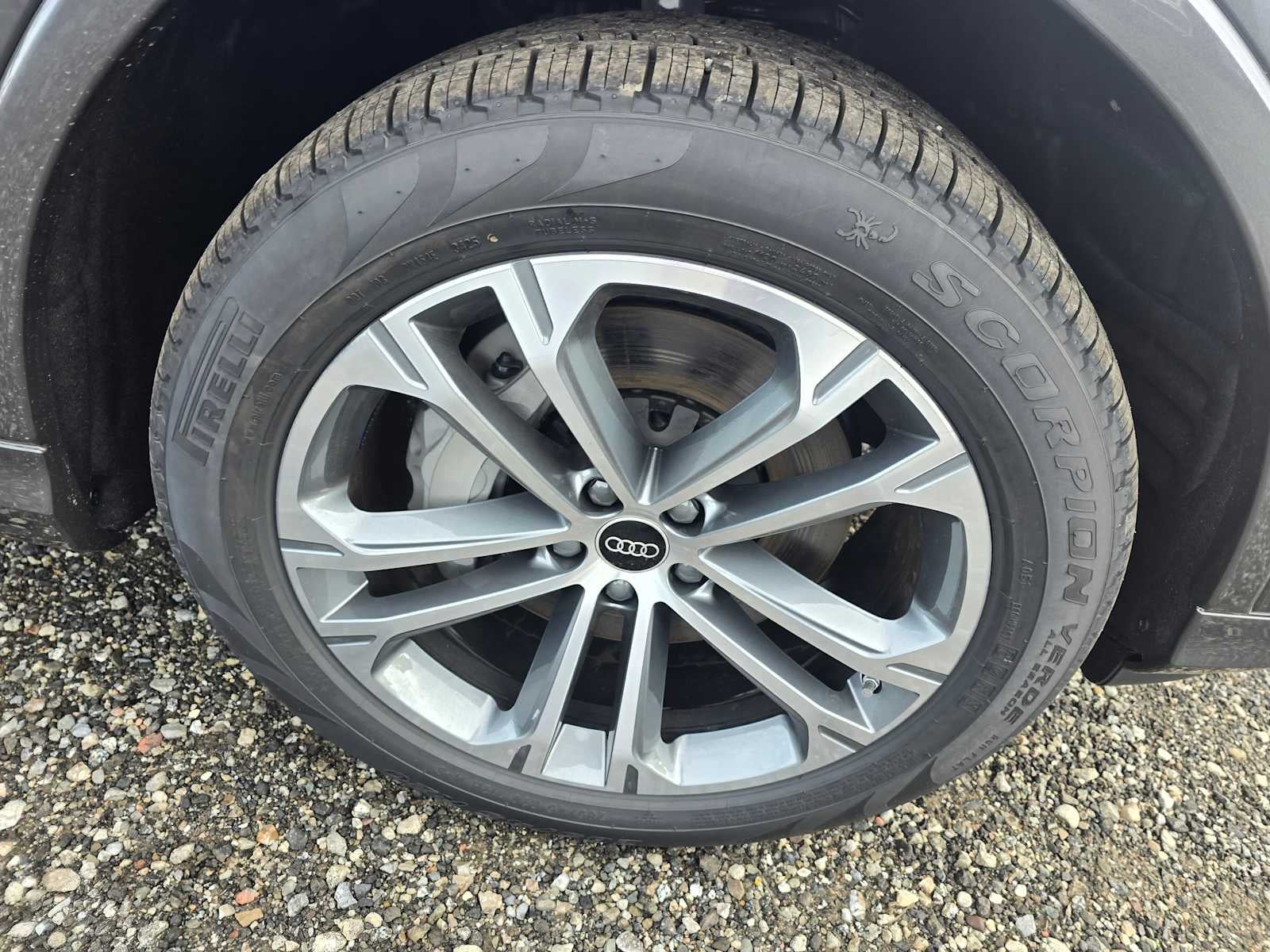 2026 Audi Q7 Premium