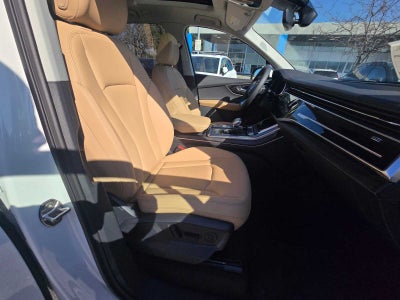 2026 Audi Q7 Premium