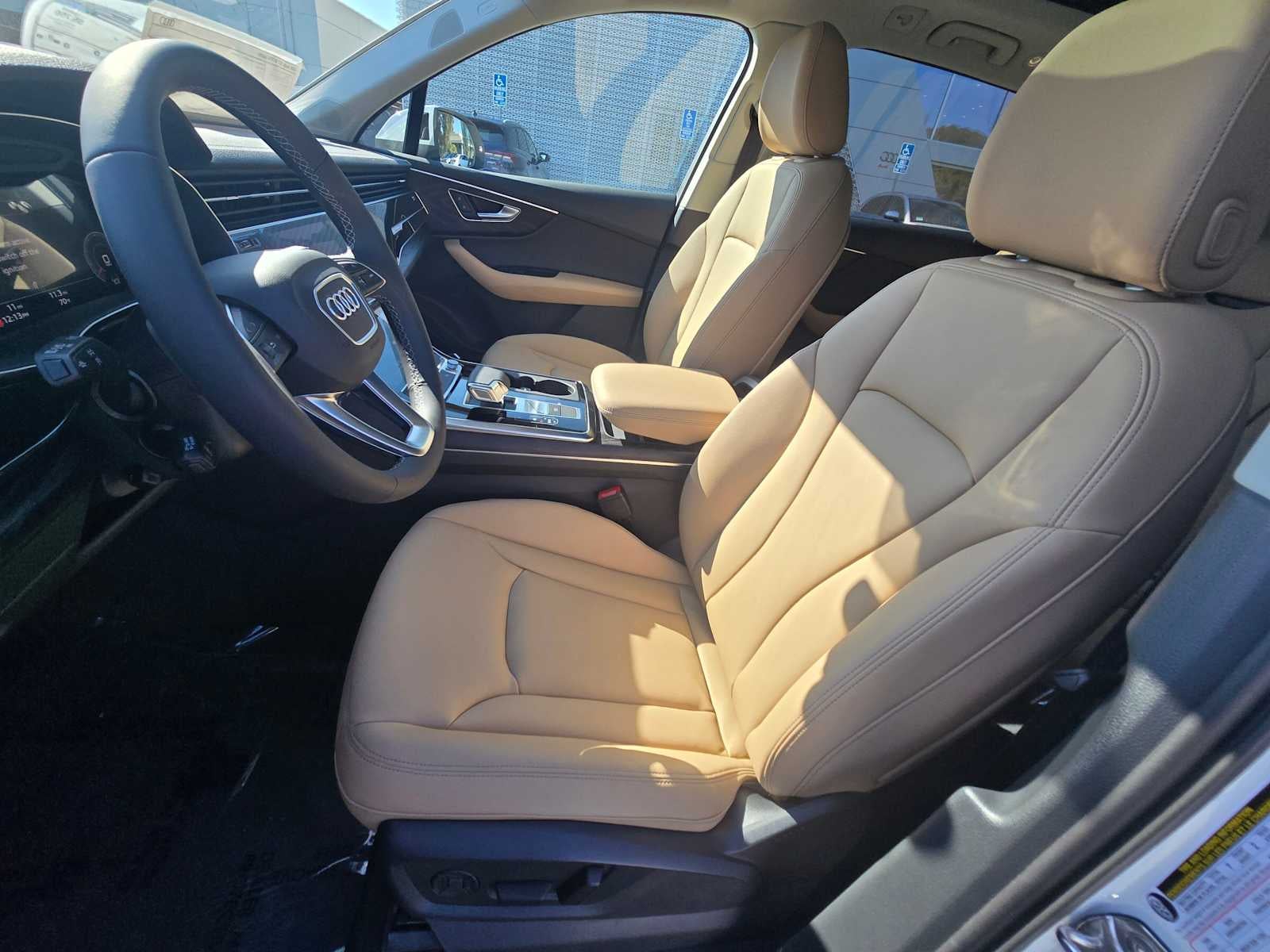 2026 Audi Q7 Premium