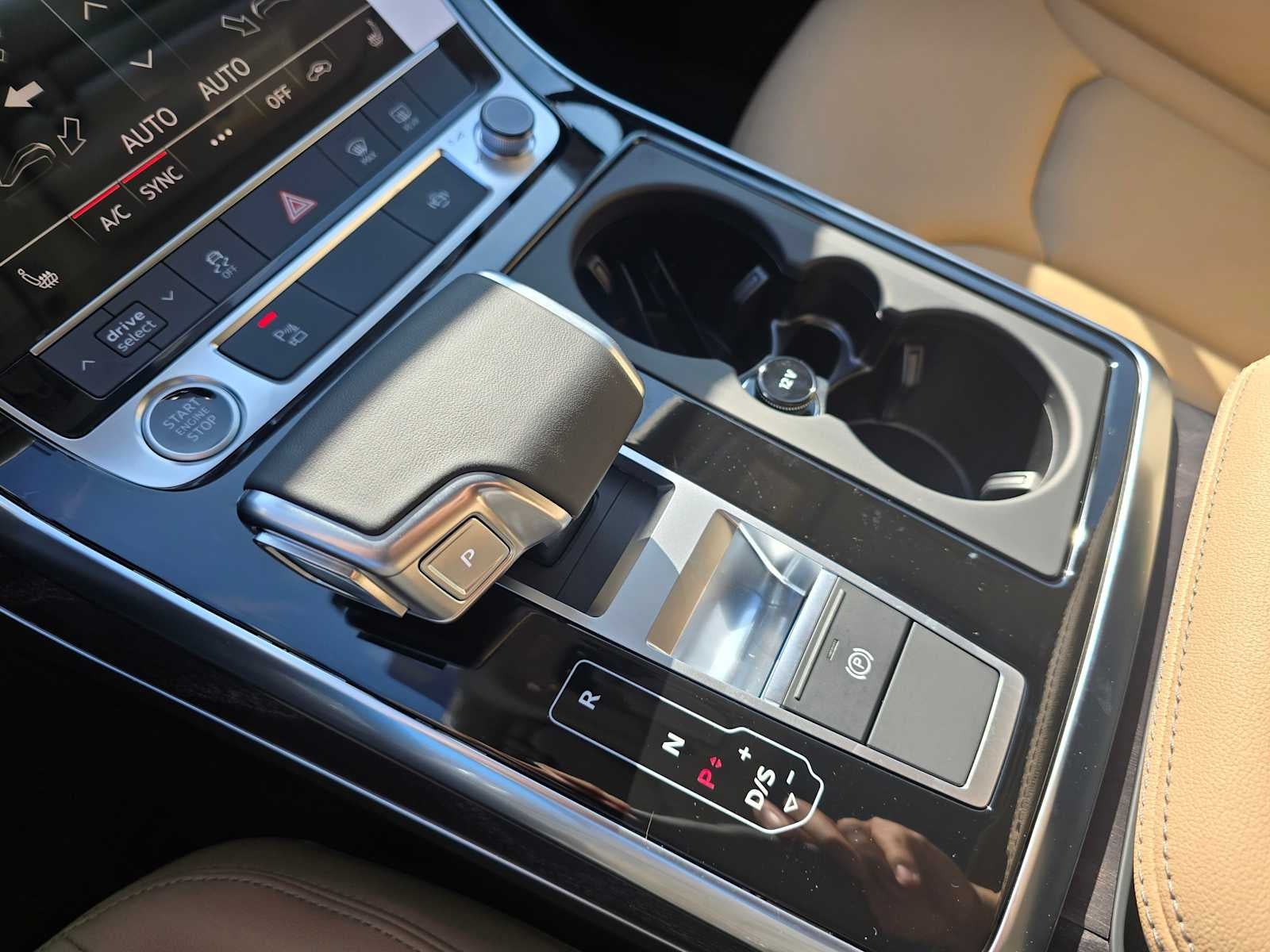 2026 Audi Q7 Premium