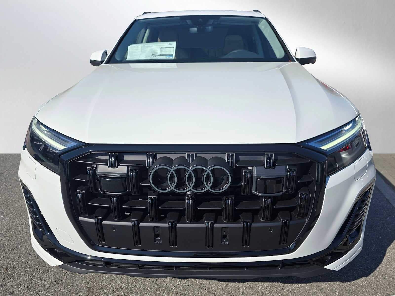 2026 Audi Q7 Premium