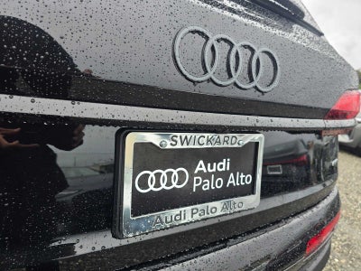 2026 Audi Q7 Premium