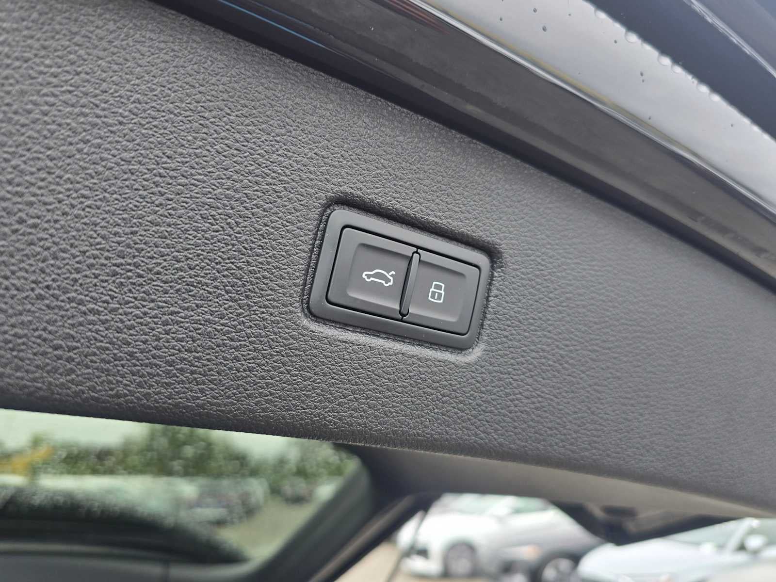 2026 Audi Q7 Premium