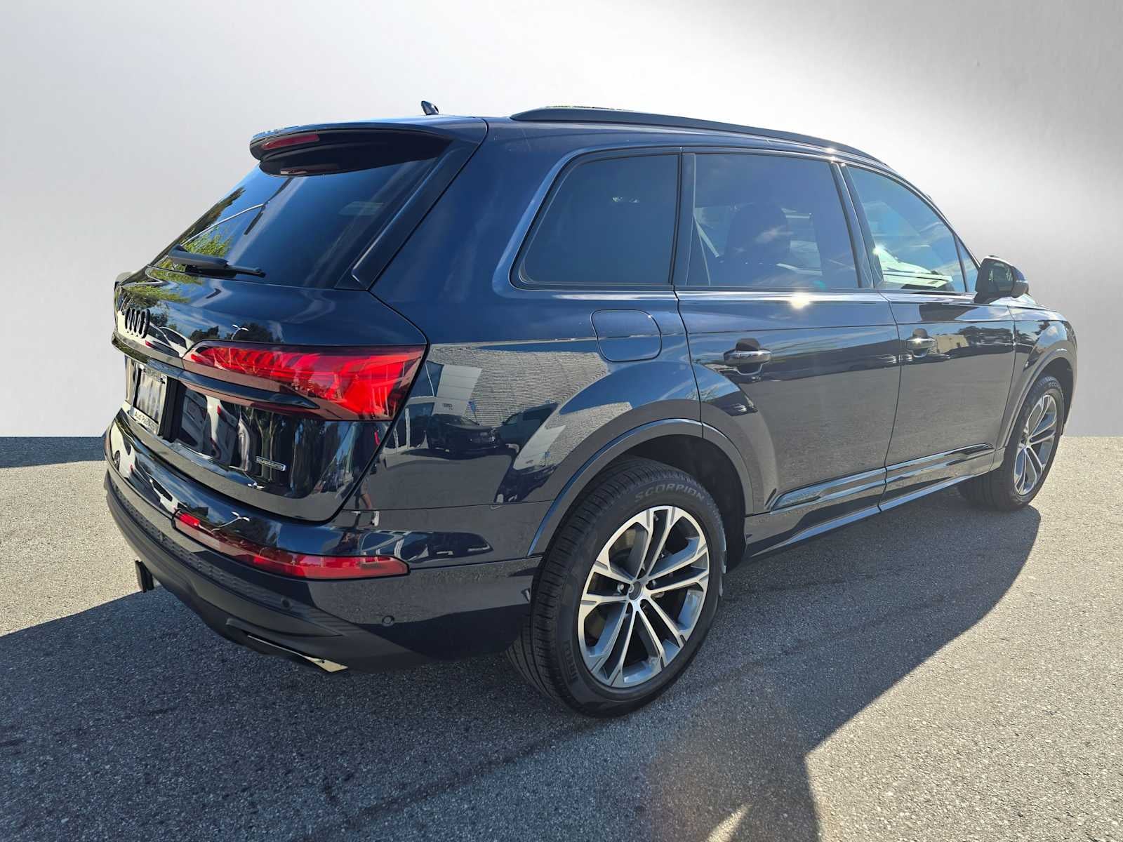 2026 Audi Q7 Premium