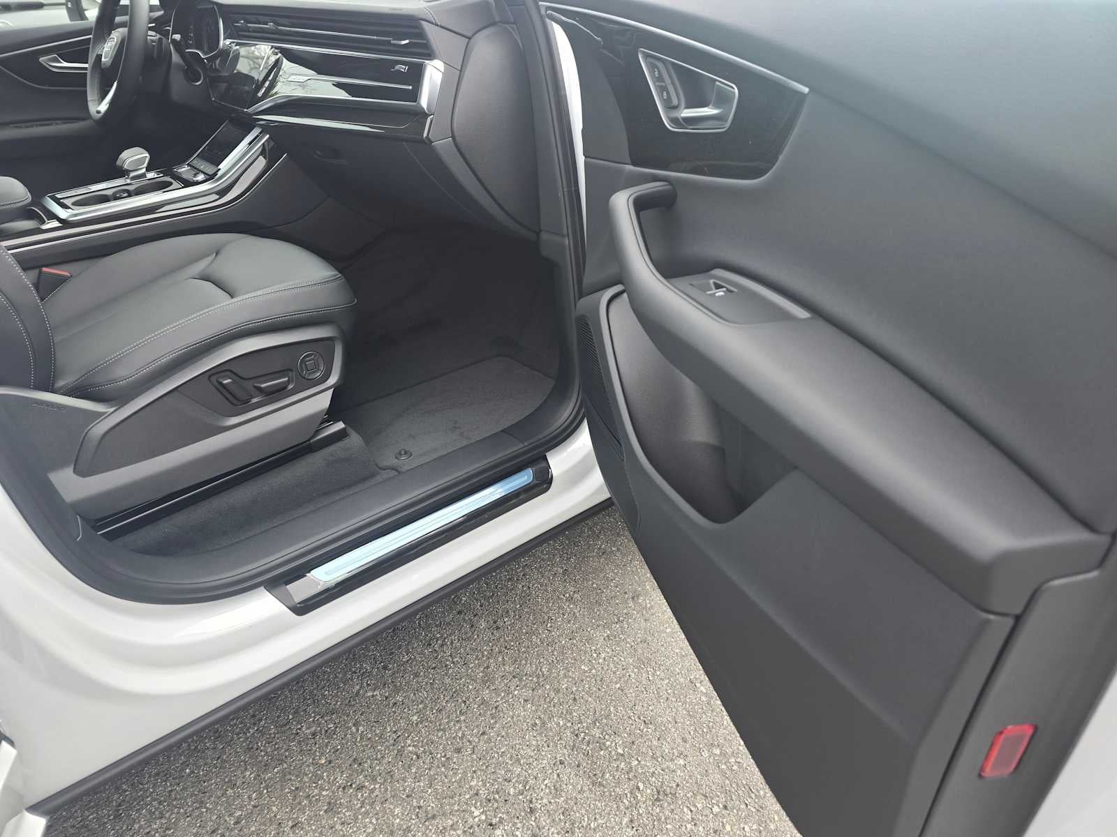 2026 Audi Q7 Premium