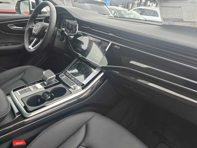 2026 Audi Q7 Premium