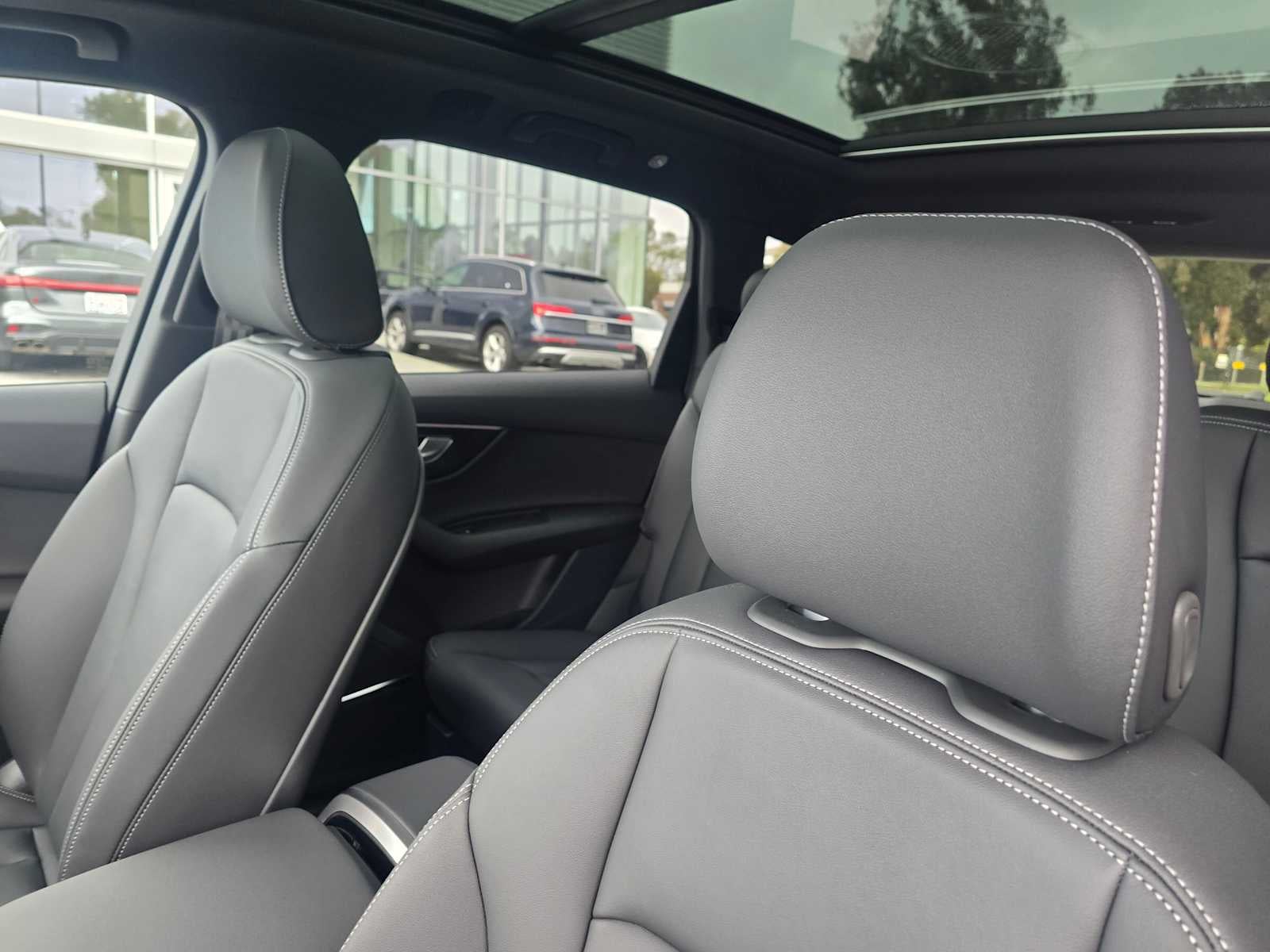 2026 Audi Q7 Premium