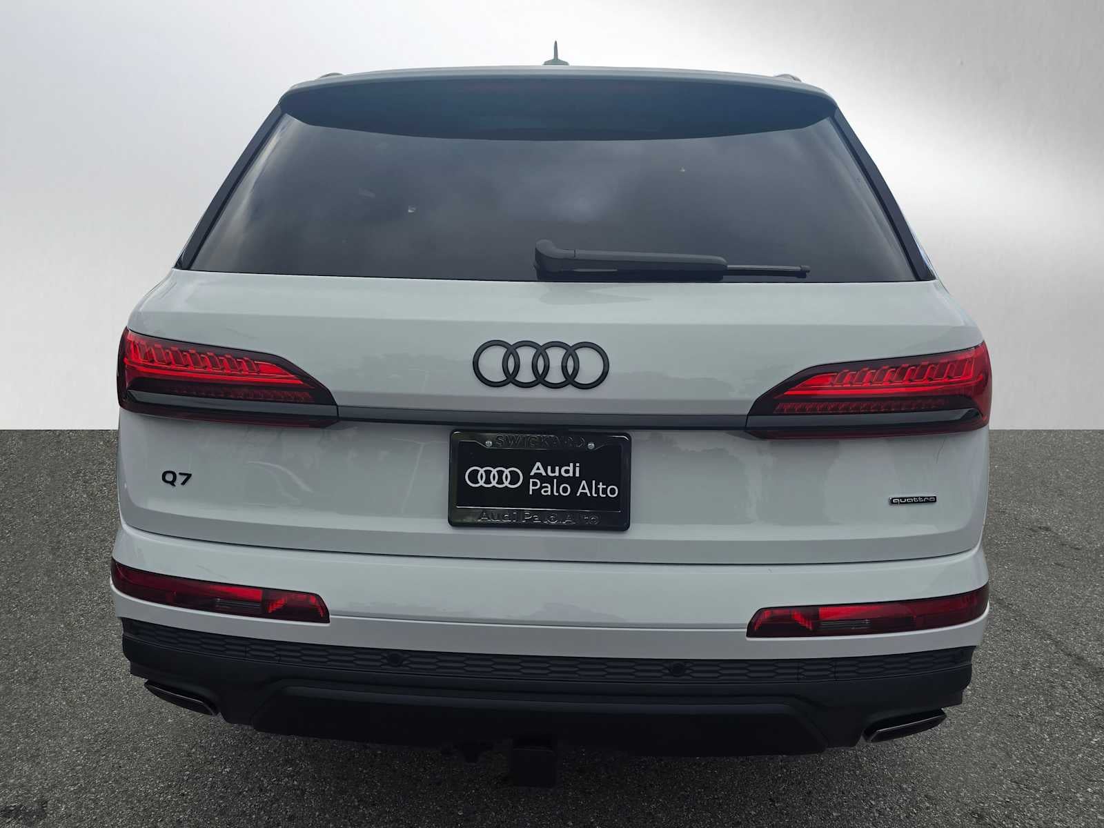 2026 Audi Q7 Premium