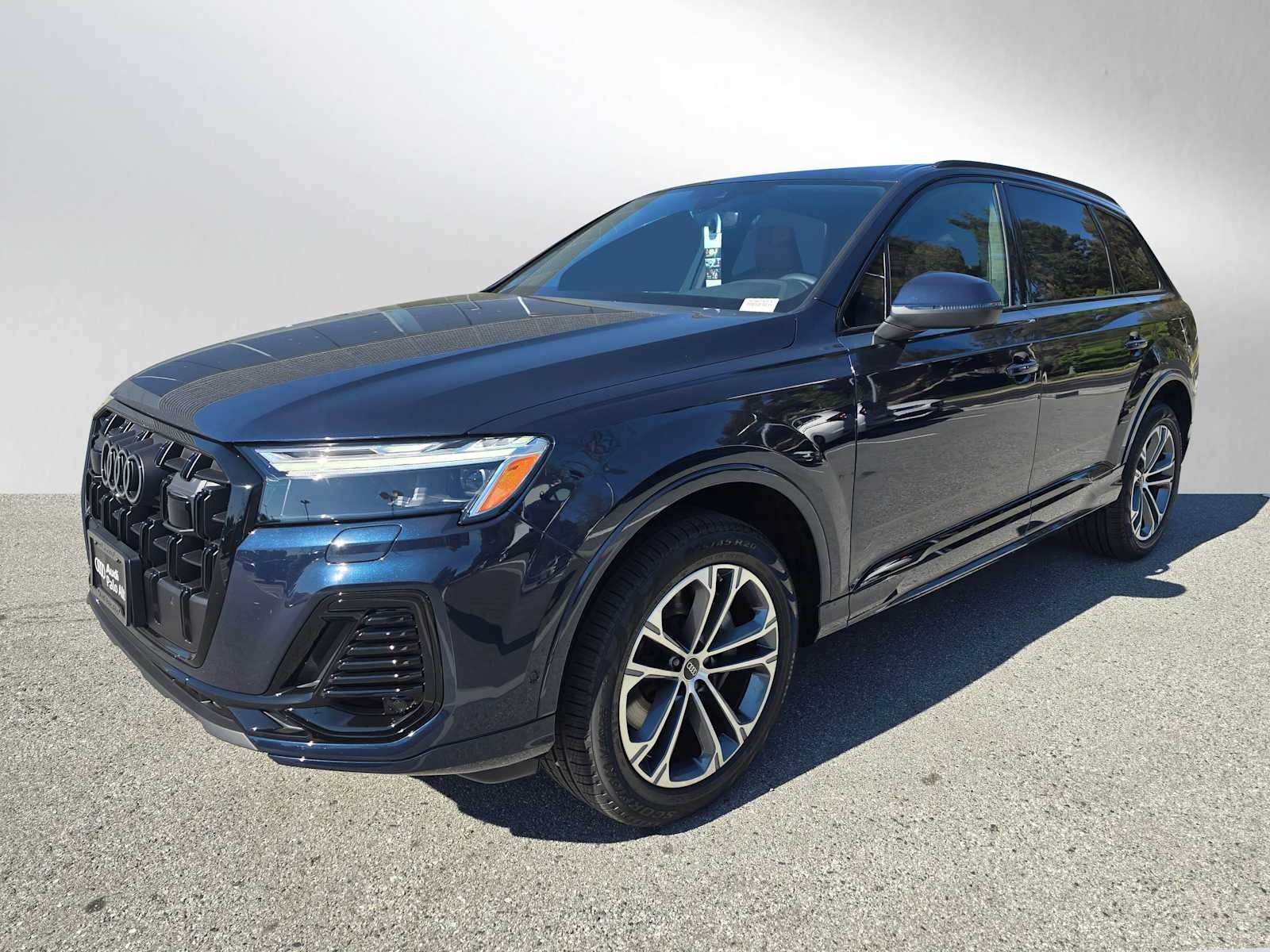 2026 Audi Q7 Premium
