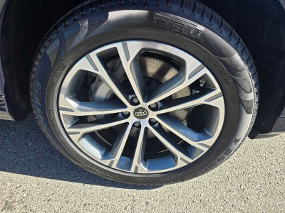 2026 Audi Q7 Premium