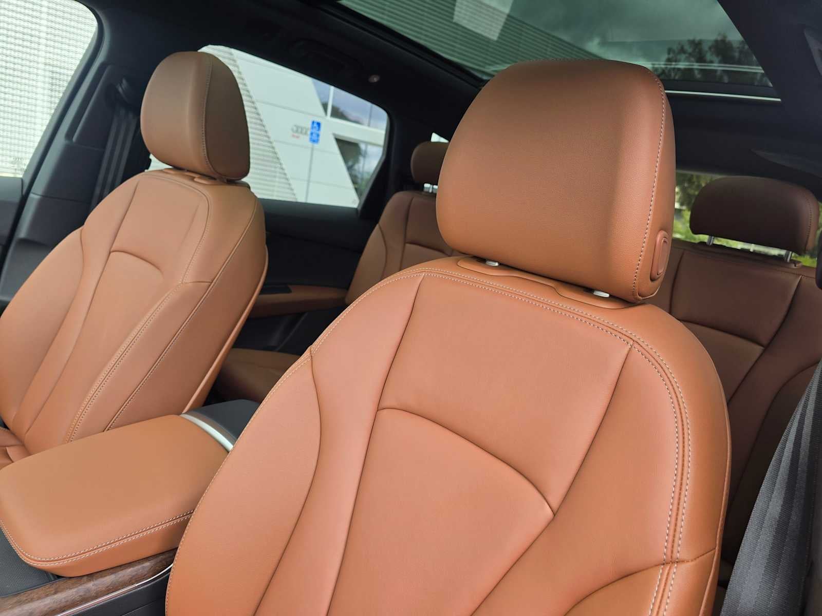2026 Audi Q7 Premium