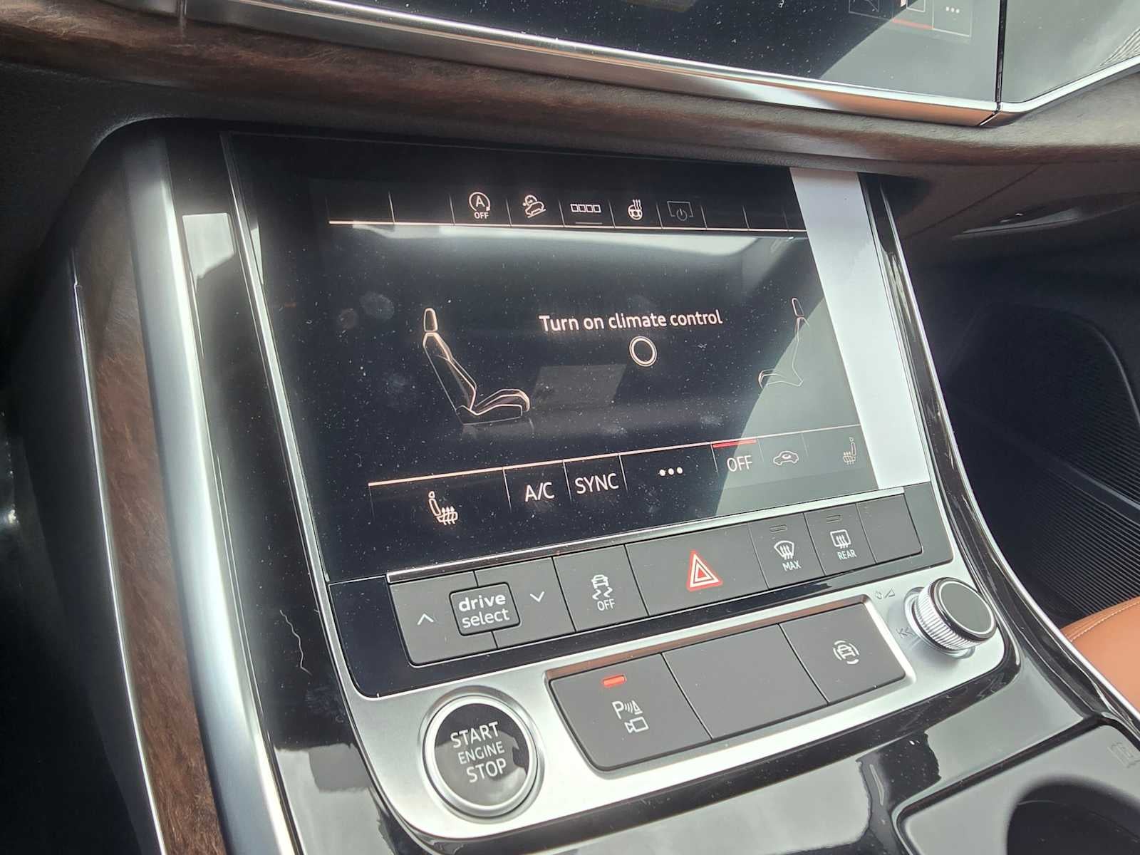 2026 Audi Q7 Premium