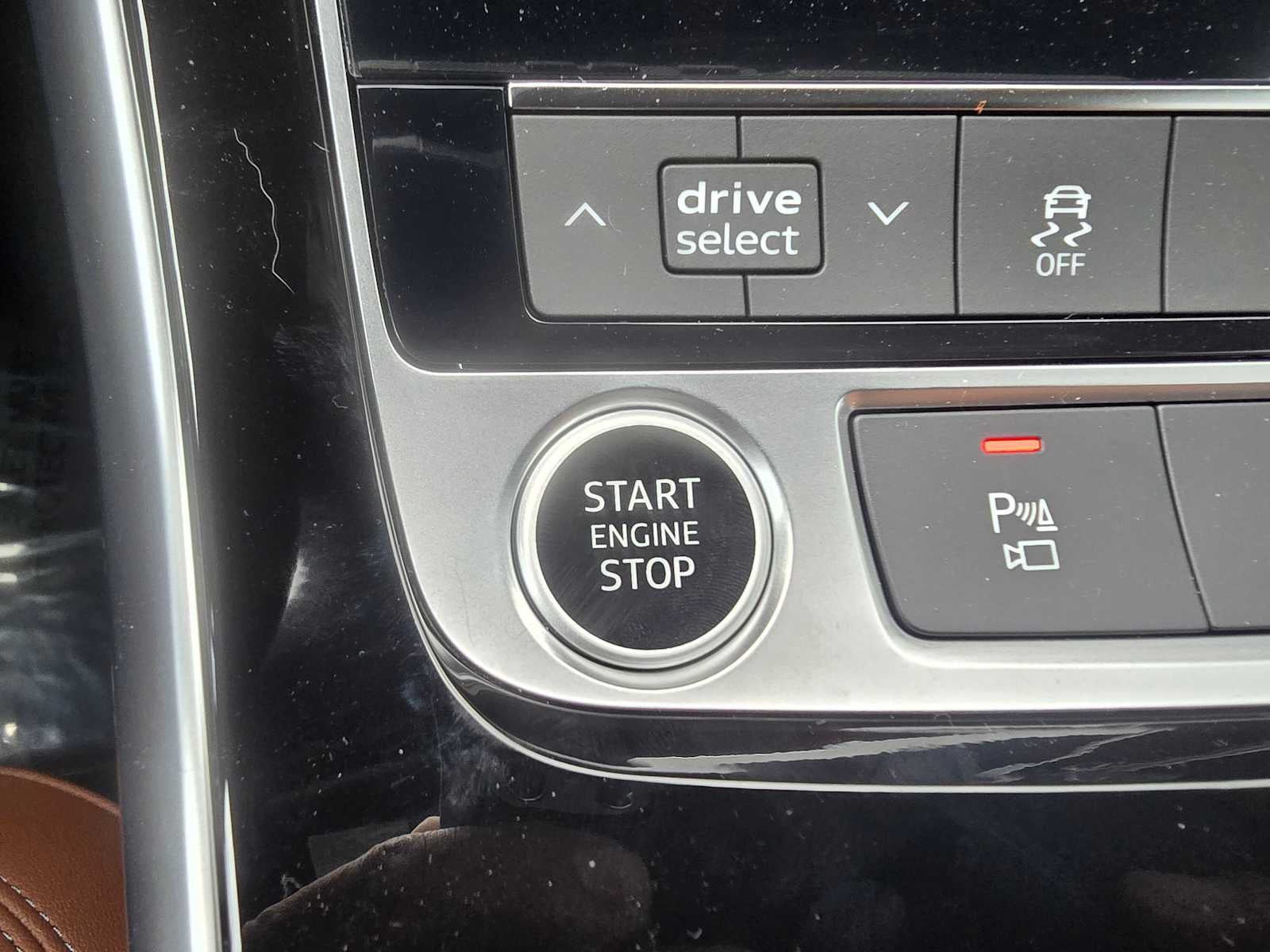 2026 Audi Q7 Premium