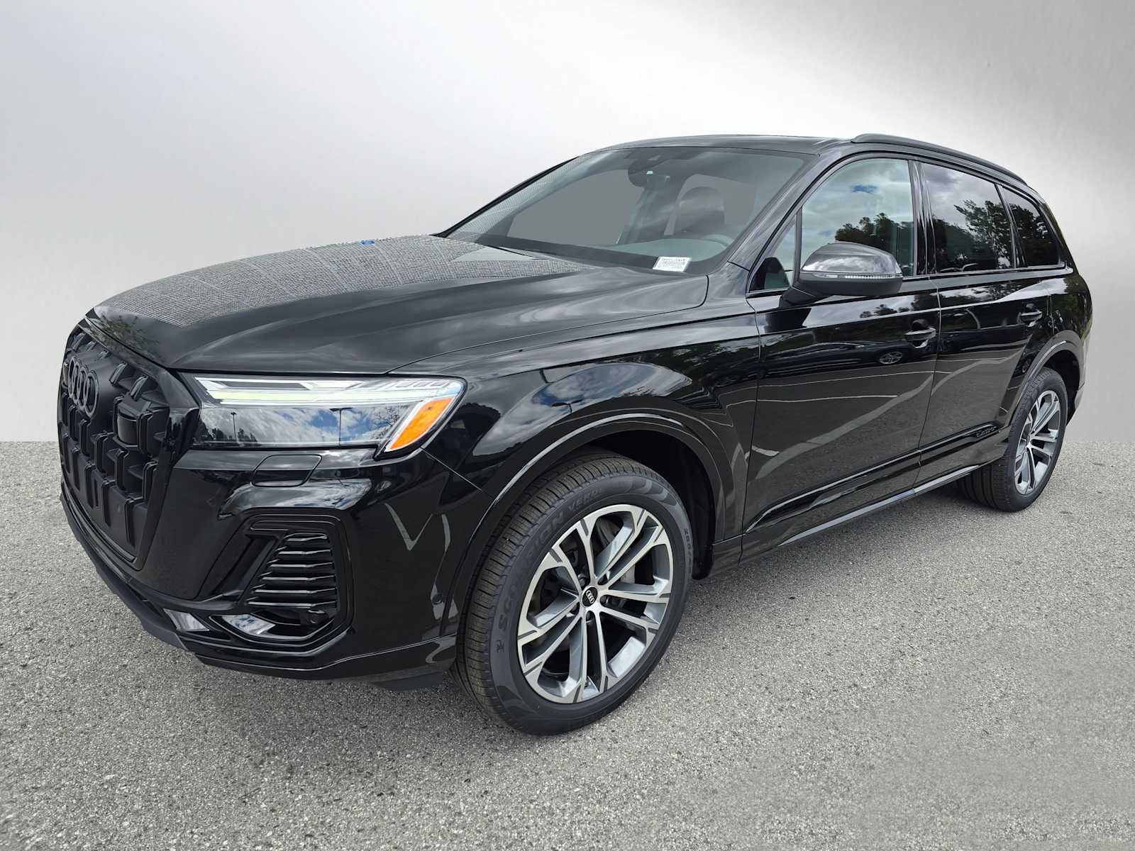 2026 Audi Q7 Premium
